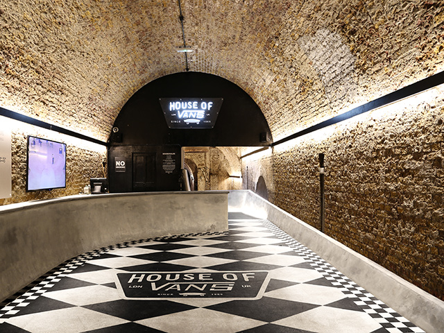 Dalsouple Rubber - House of Vans, close-up