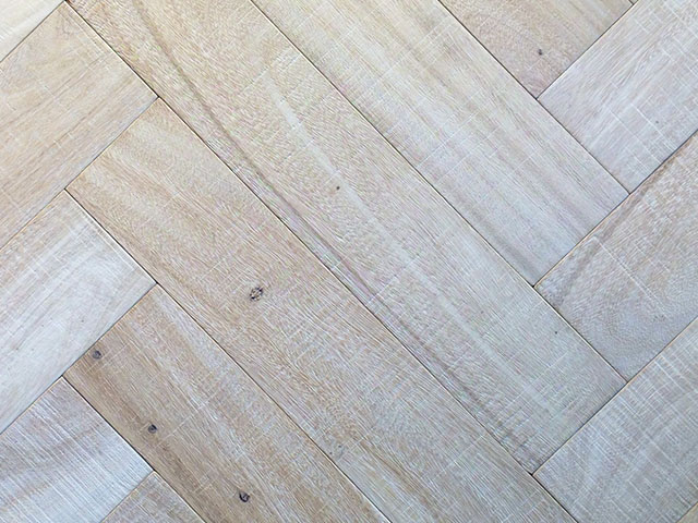 Heywood Vloeren – Slatewood Herringbone ‘Sunrise’