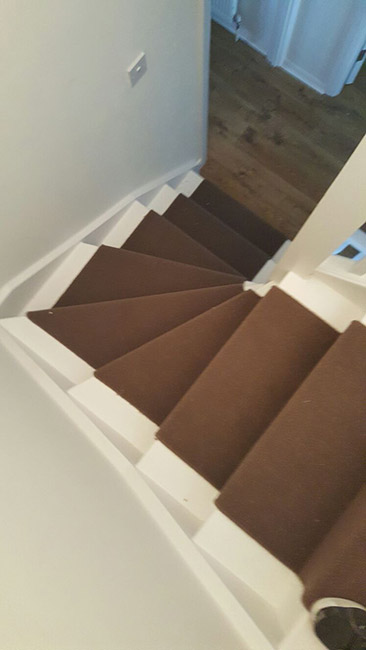 BROWN-WHIPPED-CARPET-STAIR-RUNNER-02