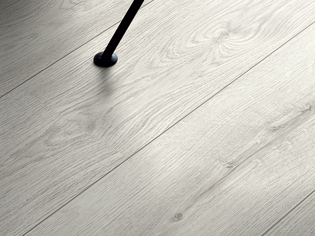 Pergo – Laminate – Classic Plank 2V – L0X04-01807