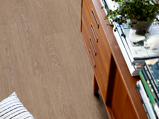 Pergo – Vinyl – Classic Plank – VXX07-40014