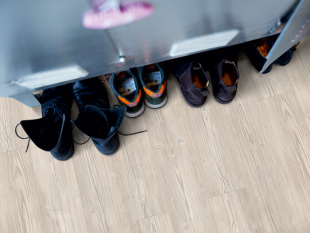 Pergo – Vinyl – Classic Plank – VXX07-40054