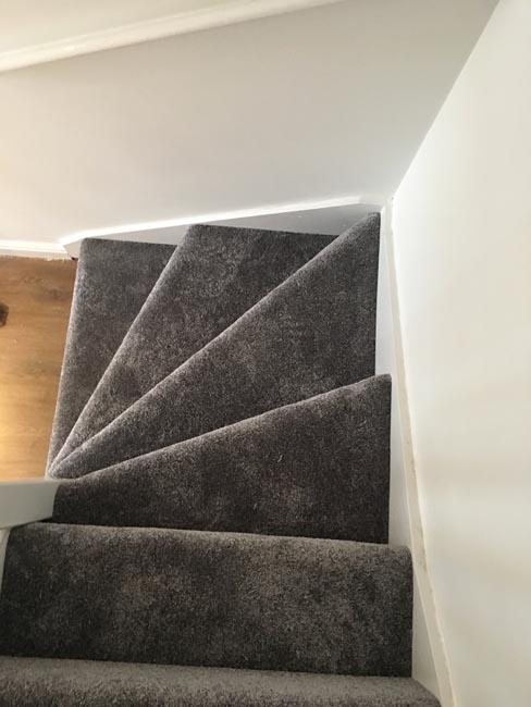 portfolio-carpets-staircase-in-silkresse-carpet-03