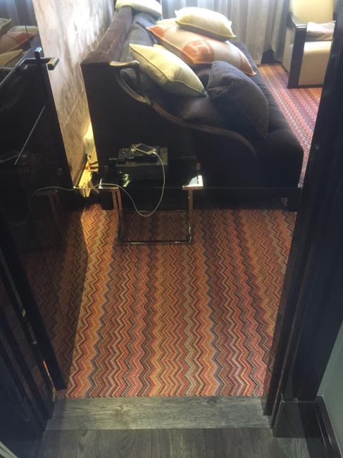 portfolio-carpets-snazzy-room-carpet-02