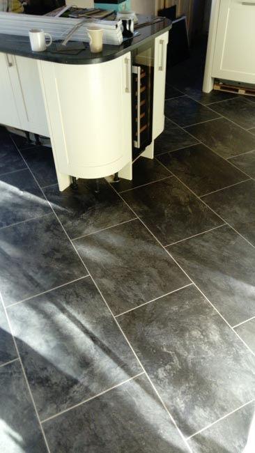 portfolio-smooth-floors-amtico-stone-slate-design-on-floor-01