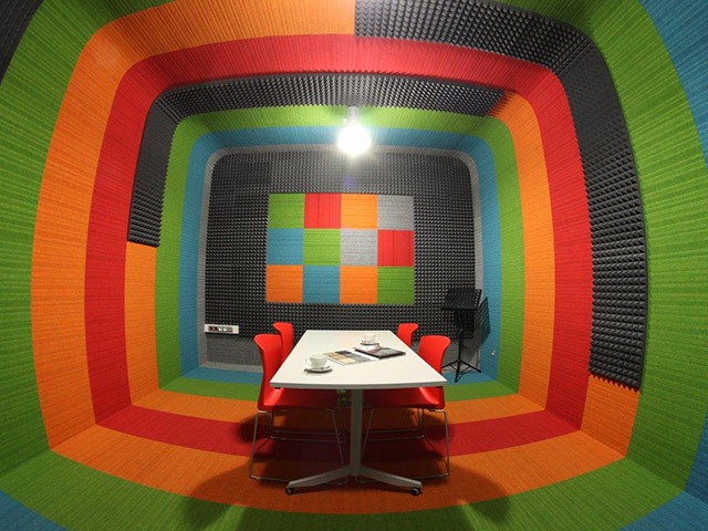 Burmatex – Structure – Lateral