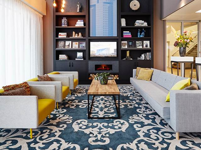 B.I.C. – Queen – DDock