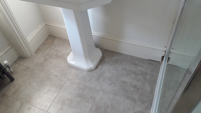 portfolio-smooth-floors-amtico-stone-design-in-wc-02