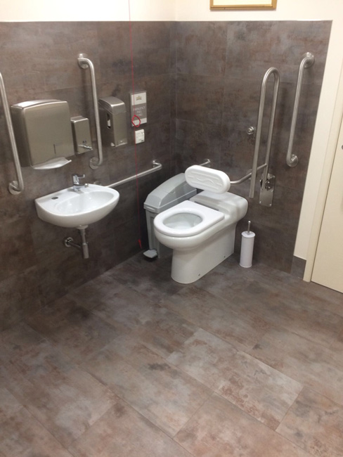 portfolio-commercial-stoke-park-lvt-installation-04