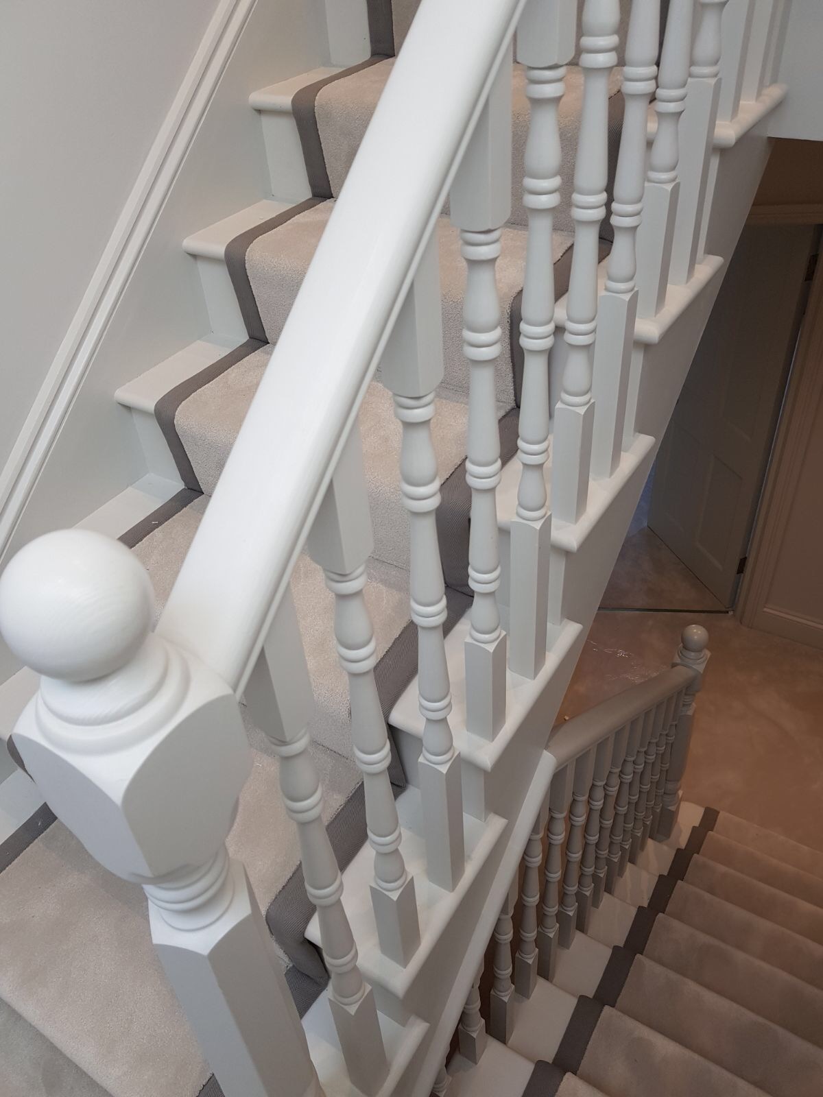 PORTFOLIO - VAN BESOUW CARPET INSTALLATION (2)