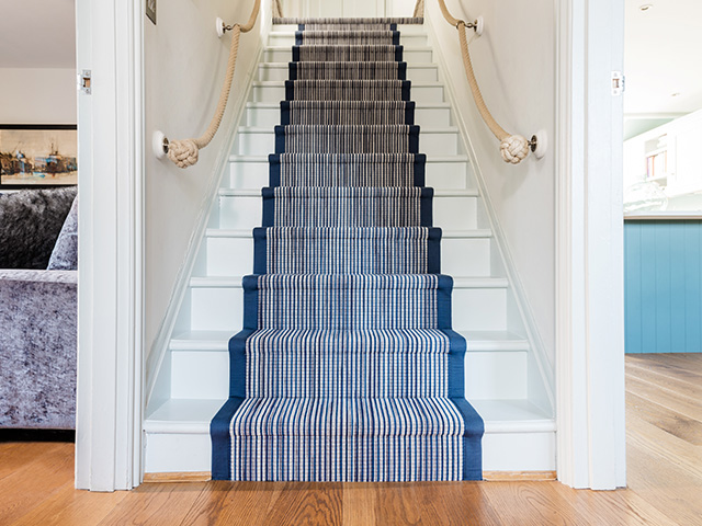 Fibre Flooring  – Fibre Wool Longitude Barbados Fitted Stairs With Navy Blue Cotton Binding With Crop