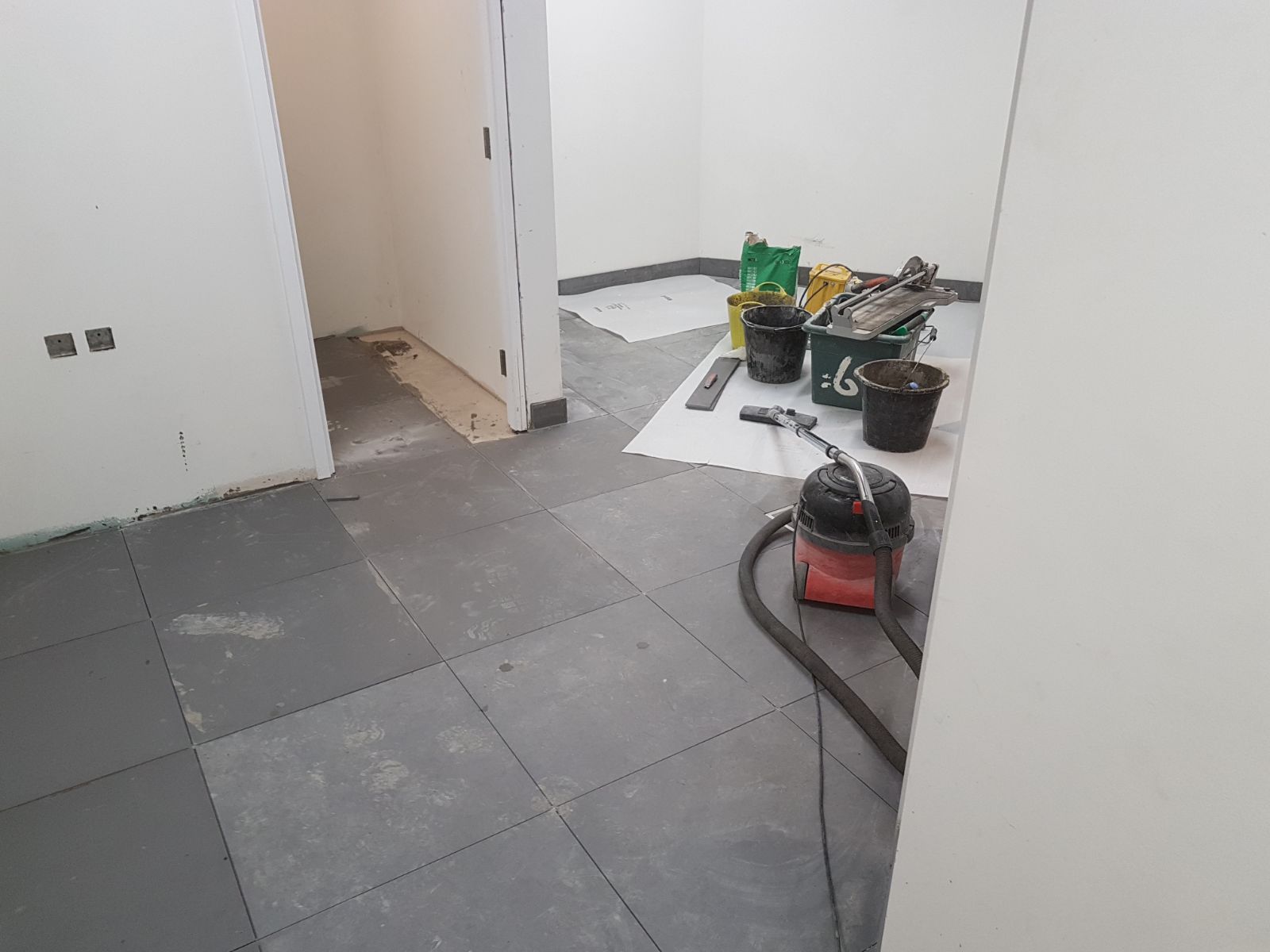 PORTFOLIO - DW TILES WORKS (9)