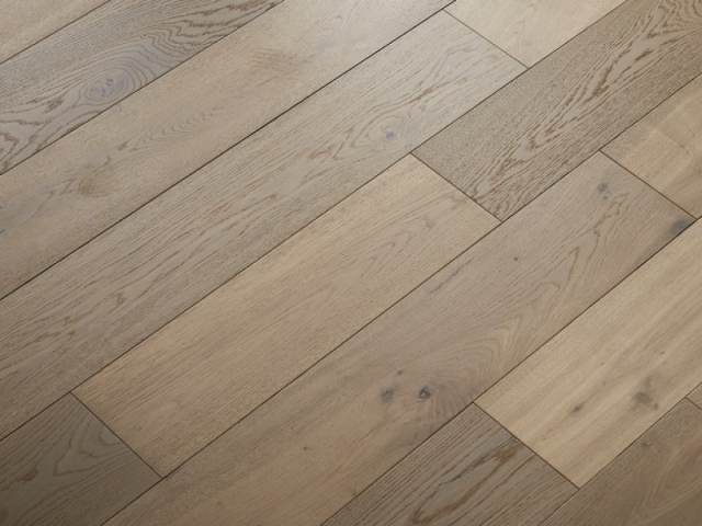 Atkinson & Kirby – 600100 Ness Smoked Oak