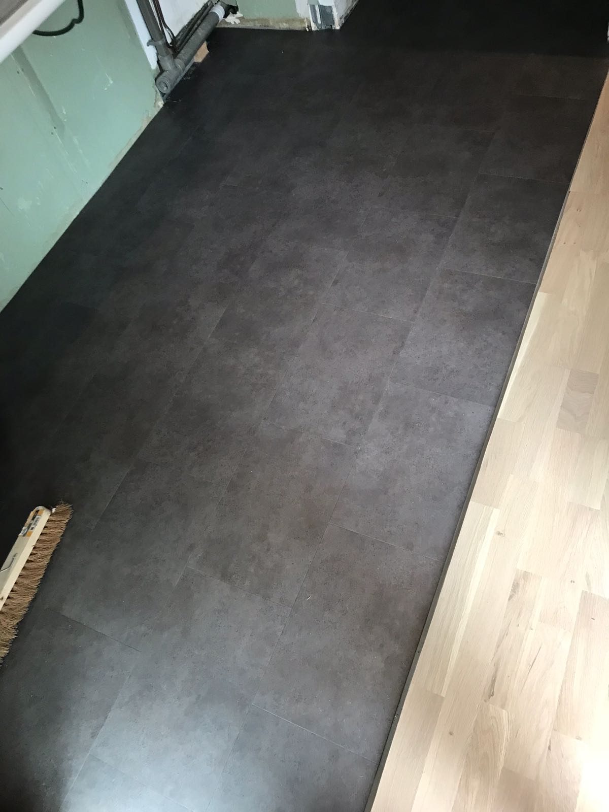 portfolio smooth and hardwood Amtico Spacia And Boen Flooring In Kensington (4)
