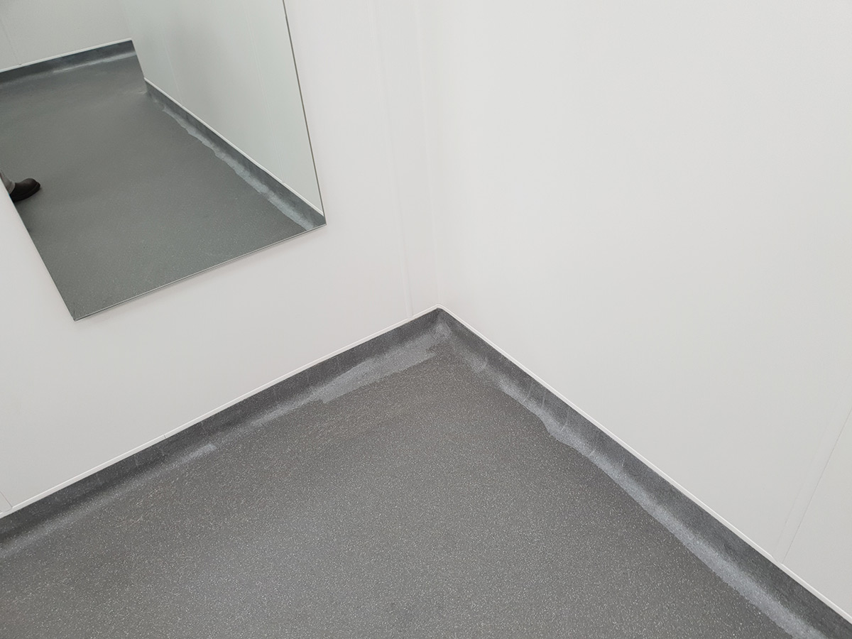 portfolio commercial Altro Flooring Installed At Stansted Airport (1)