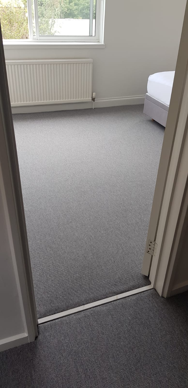portfolio grey-carpet-installed-wembley (4)