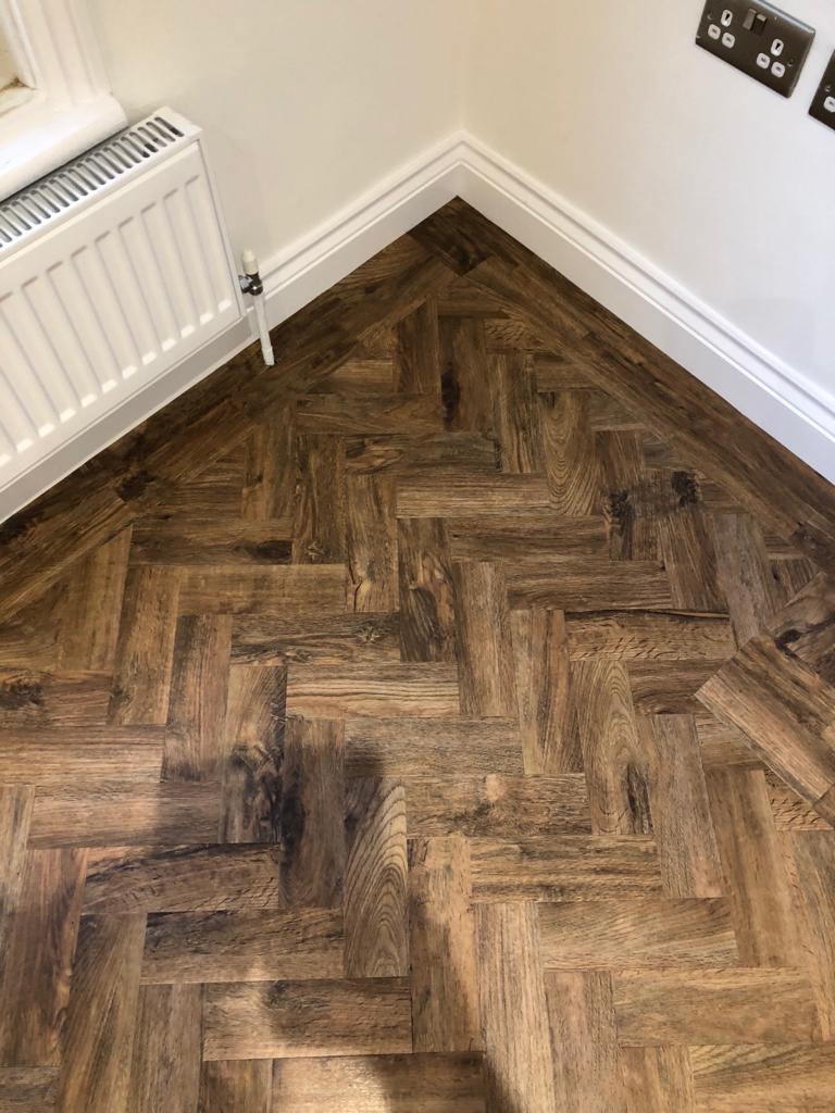 portfolio smooth floors AMTICO WOOD HERRINGBONE JOB (6)