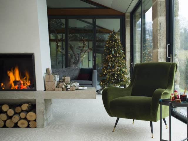 Brintons – Christmas Timorous Beasties Parchment Grain du Bois