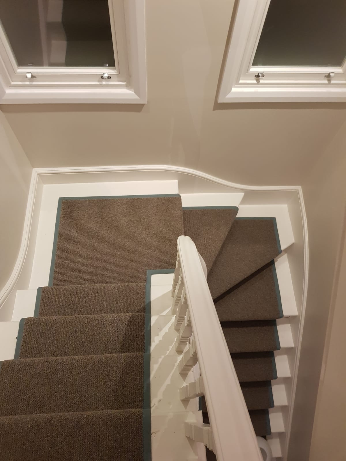 portfolio brown-stair-carpet-installation-new-malden (2)