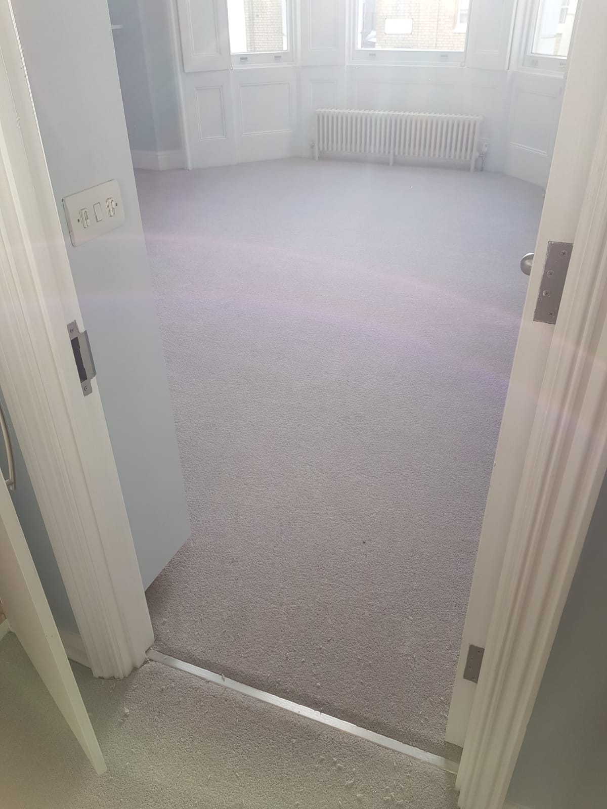 portfolio-grey-carpet-installation-shepherds-bush (5)