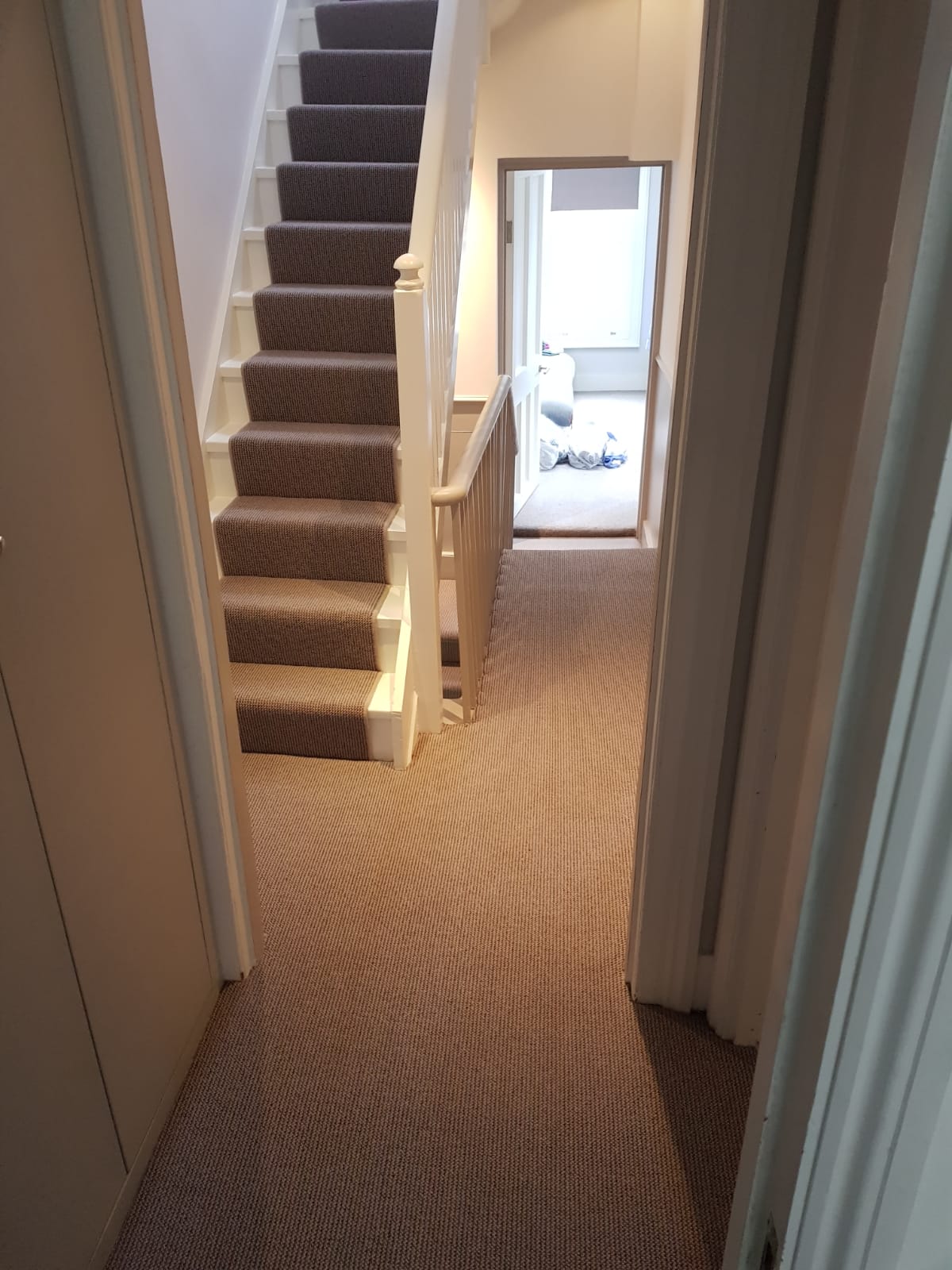 portfolio-carpet-runner-carpet-on-stairs-with-whipping-belgravia (6)
