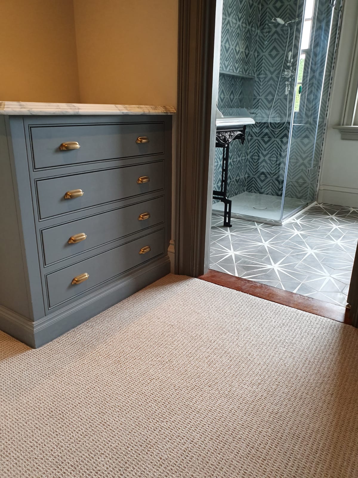 commercial portfolio brown-carpet-installation-wimbledon (1)