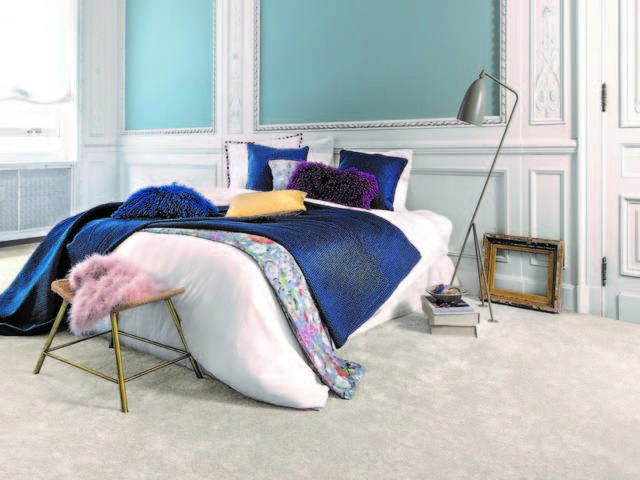 Associated Weavers – Sensation