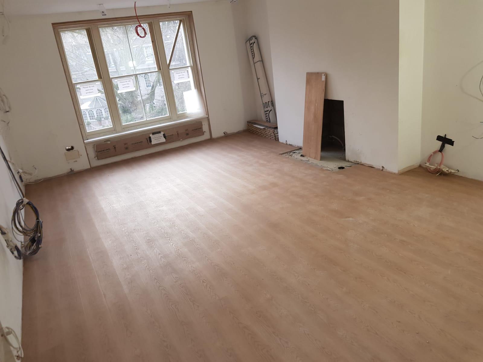 Amtico Barrel Oak Luxury Vinyl Tile 1