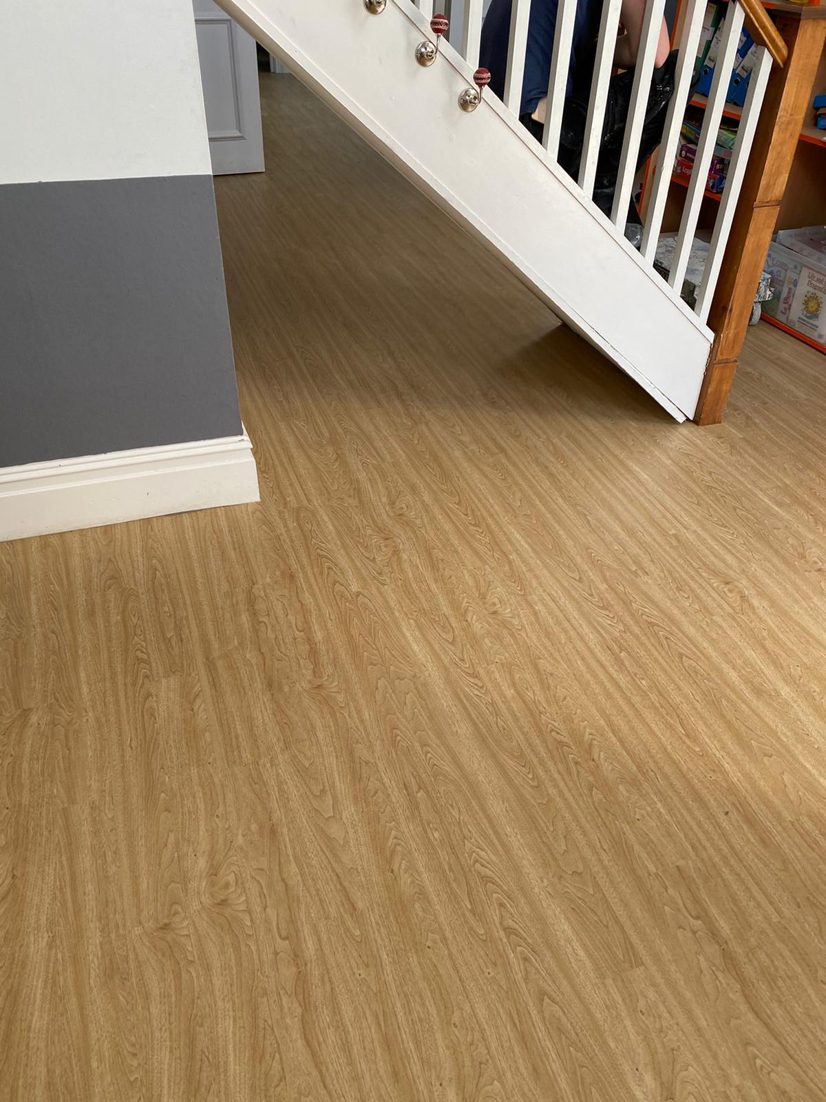 Polyflor Camaro American Oak Luxury Vinyl Tile 2