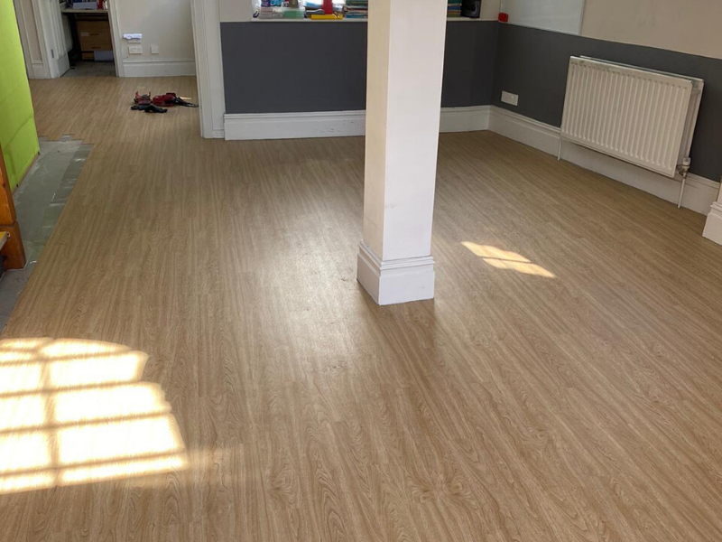 Polyflor Camaro American Oak, Vinyl Flooring, School