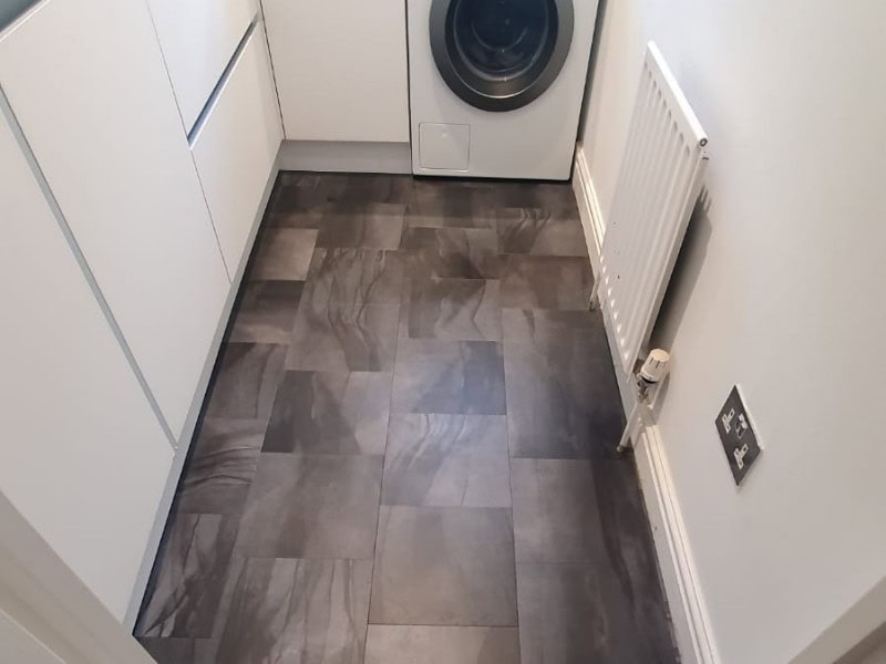 Amtico Signature Umbra Eclipse Tiles In Earls Court - Luxury Vinyl Tile (LVT) Flooring - Earls Court - Home - Residential