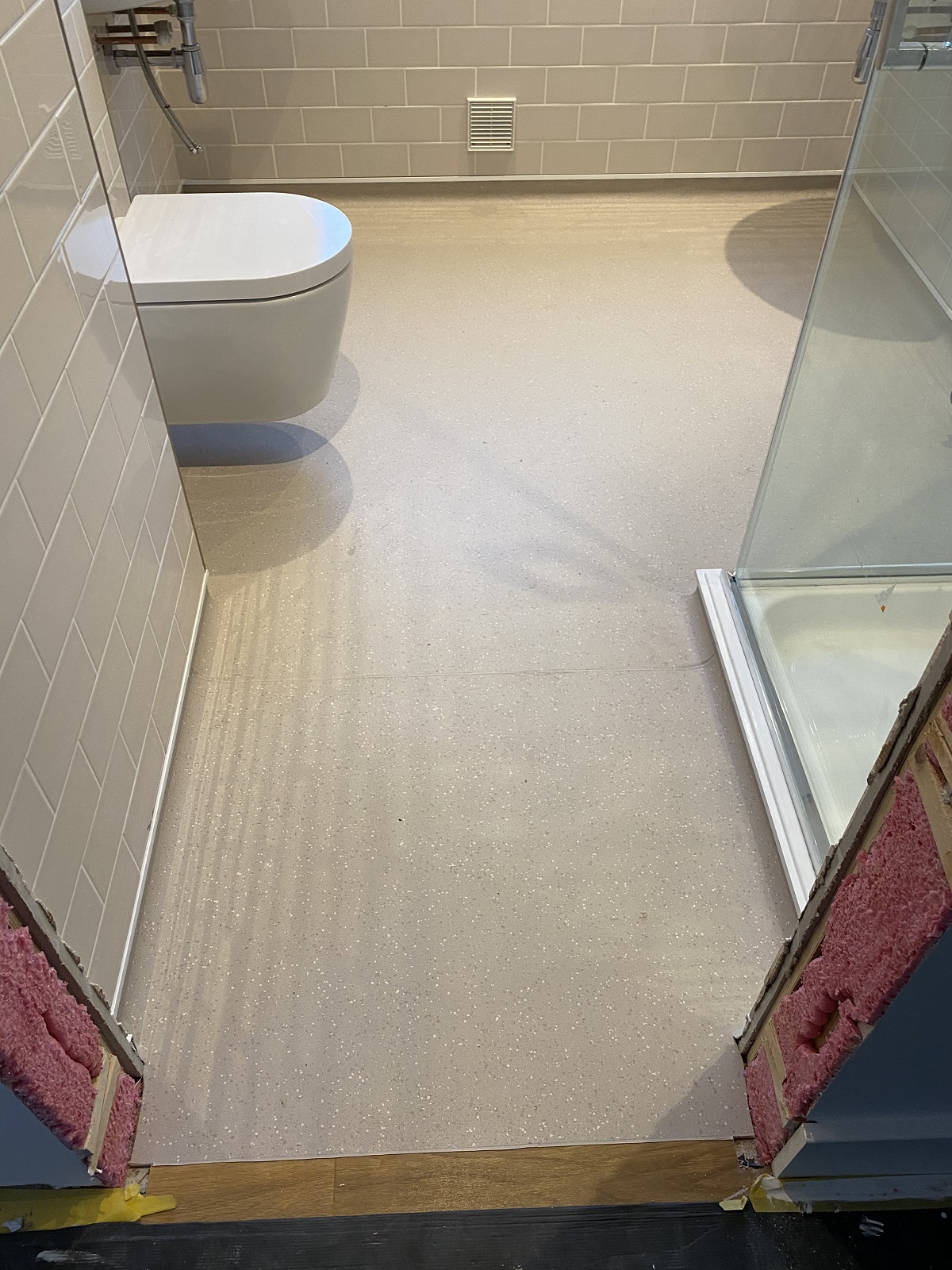 Polyflor Polysafe Verona Marshmallow Flooring in Belgravia 4