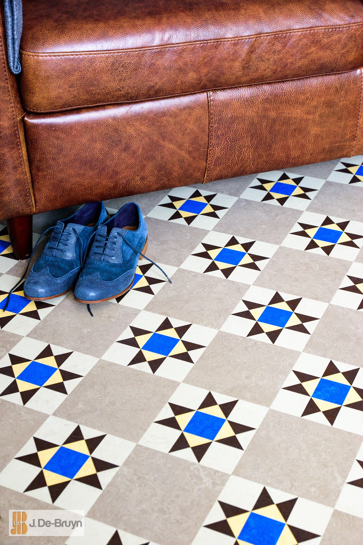 RD102 with RDB211 border