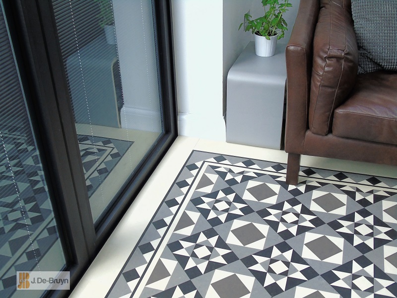 RD116 paired with RDB208 border plus additional 20mm lacing