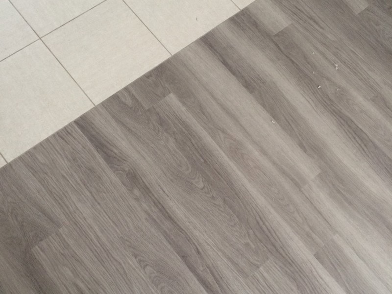 Amtico Spacia Nordic Oak & Amtico Spacia Sift Stone Canvas - Luxury Vinyl Tile (LVT) Flooring - Belgravia - Home - Residential