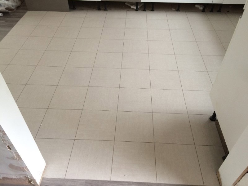Amtico Spacia Sift Stone Canvas In Farringdon - Luxury Vinyl Tile (LVT) Flooring - Farringdon - Home - Residential