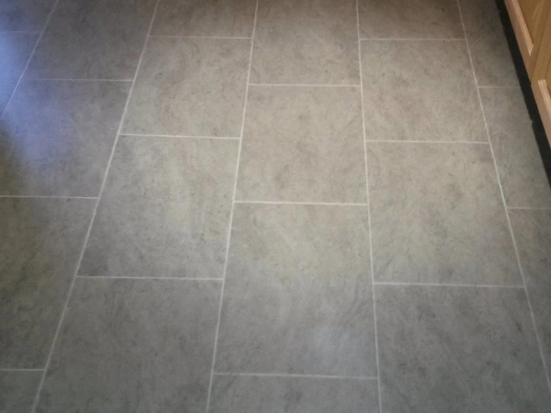 Amtico Signature Stria Ash In Earls Court - Luxury Vinyl Tile (LVT) Flooring - Earls Court - Home - Residential