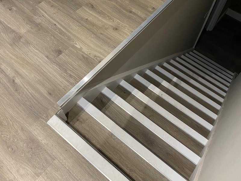 Amtico Spacia Weathered Oak Luxury Vinyl Flooring - Luxury Vinyl Tile (LVT) Flooring - Farringdon - Home - Residential