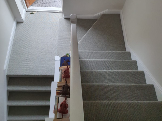 Install Grey Carpet In Farringdon