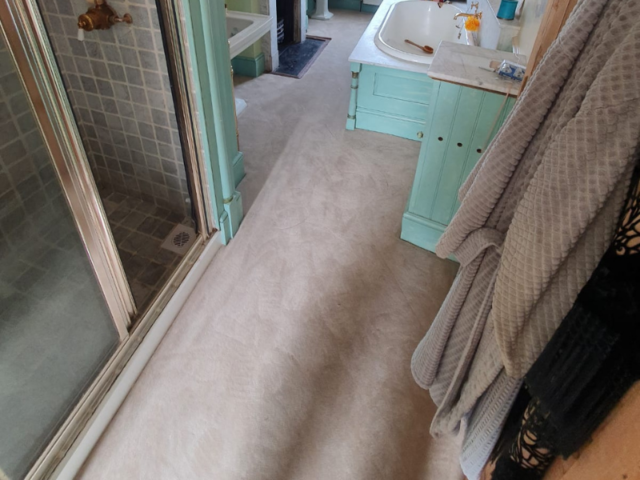 Lewis Abbott Signature Dessert Carpet In Richmond