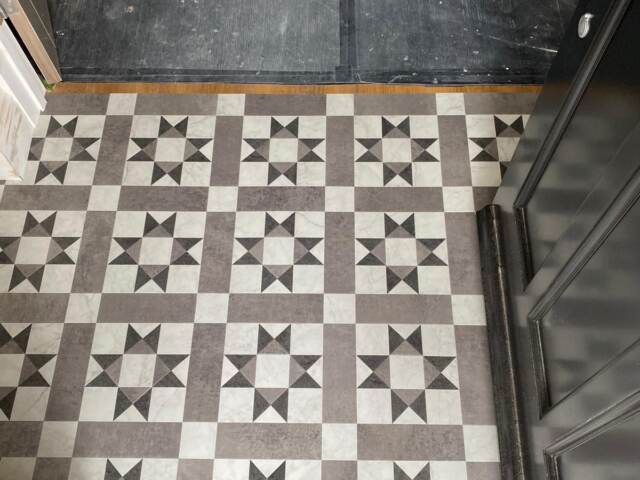 Amtico Decor Classic Argent Vinyl Flooring In Knightsbridge