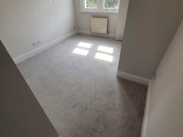 Silk Simulant Carpet In Shepherds Bush