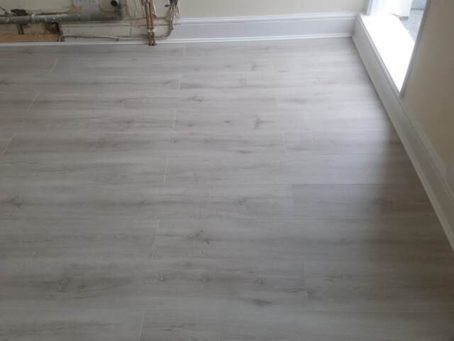 Xylo Corsica Oak Laminate Flooring In Westminster