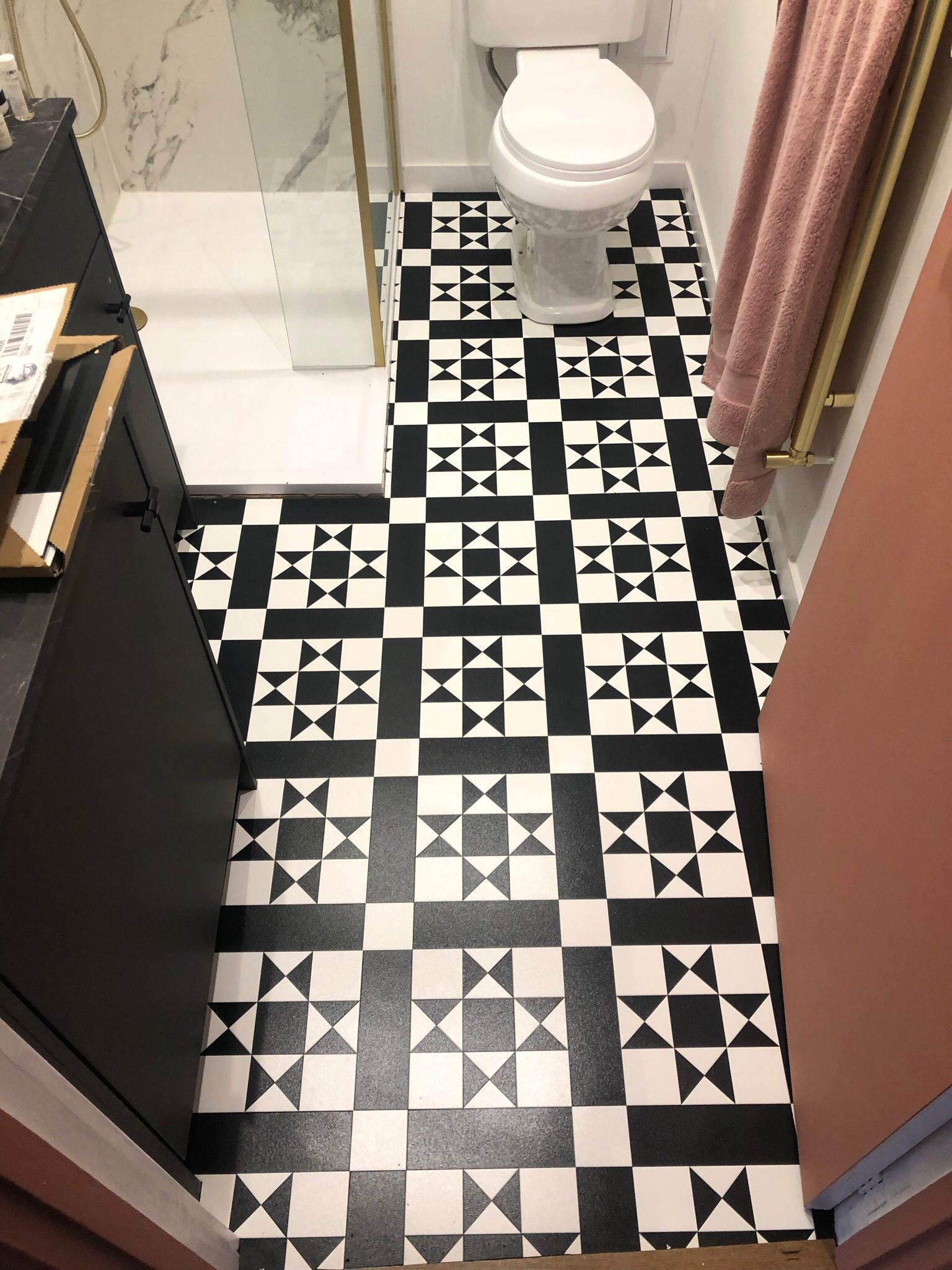 Amtico Décor Classic Moderna DC294 Vinyl Flooring in Islington, Luxury Vinyl Tile (LVT) Flooring, Home