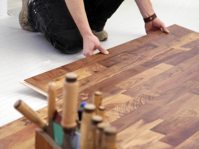 Flooring Installation: Top 4 Reasons to Hire a Professional Service