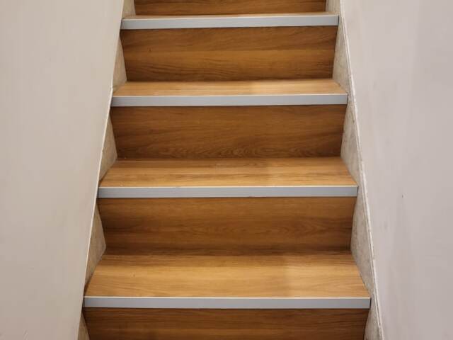 Amtico Spacia Honey Oak In Docklands