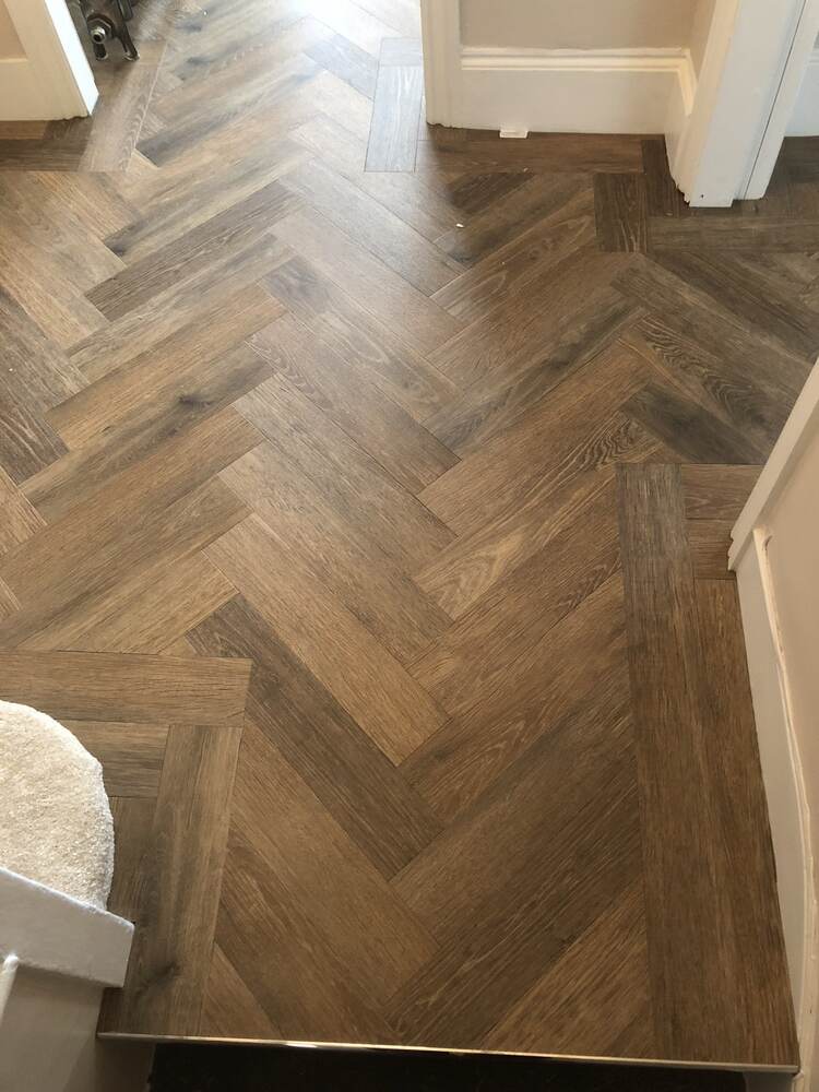 Amtico Spacia Noble Oak Installation In Knightsbridge-1