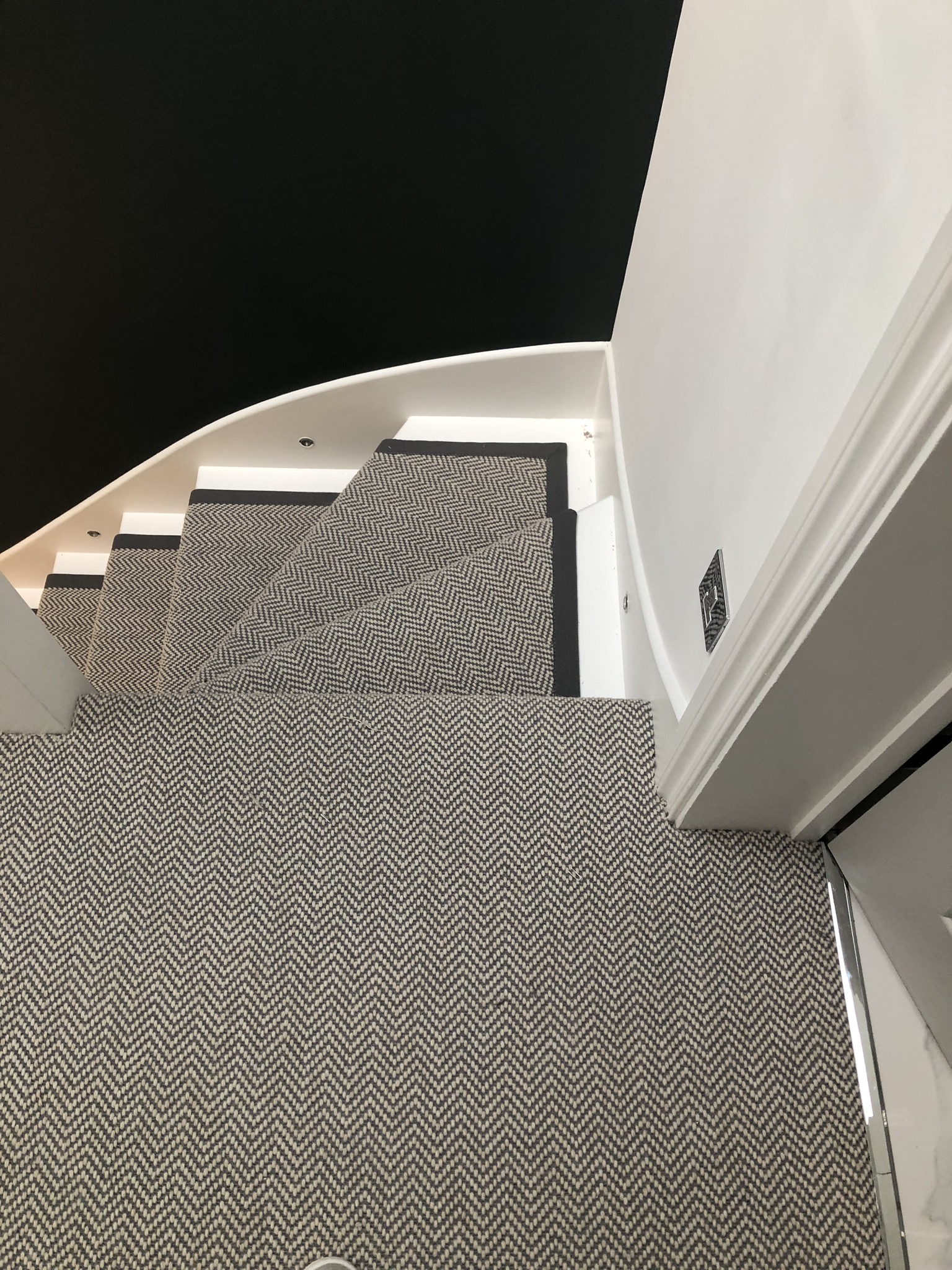 Fibre Carpets Flatweave Classics Herringbone Dapple Installation In Wimbledon-0