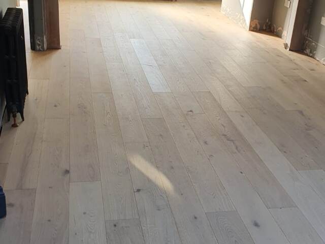 Kersaint Cobb Rustique Nude Installation In Barnes