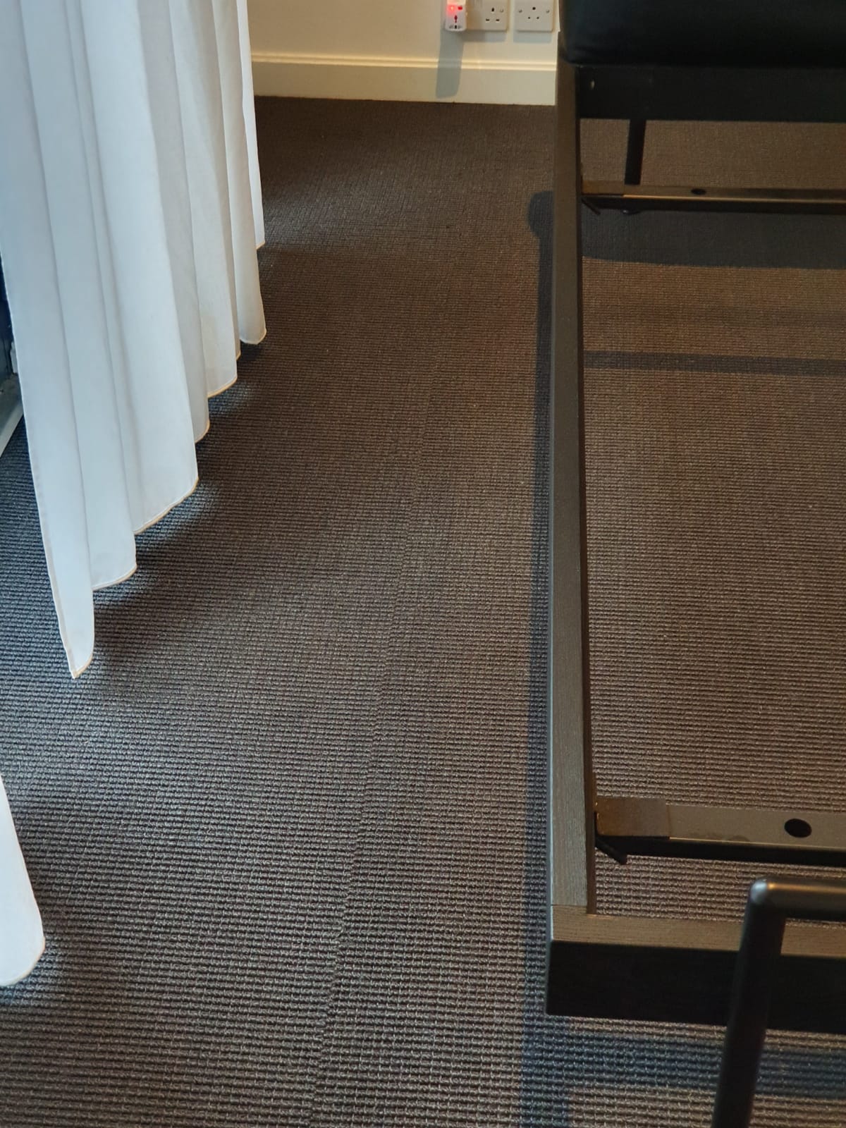 Kersaint Cobb Sisal Big Boucle Noir In Belgravia-1